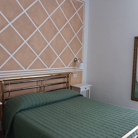 Giulietta Nei Sassi Hotel Matera Kamer foto